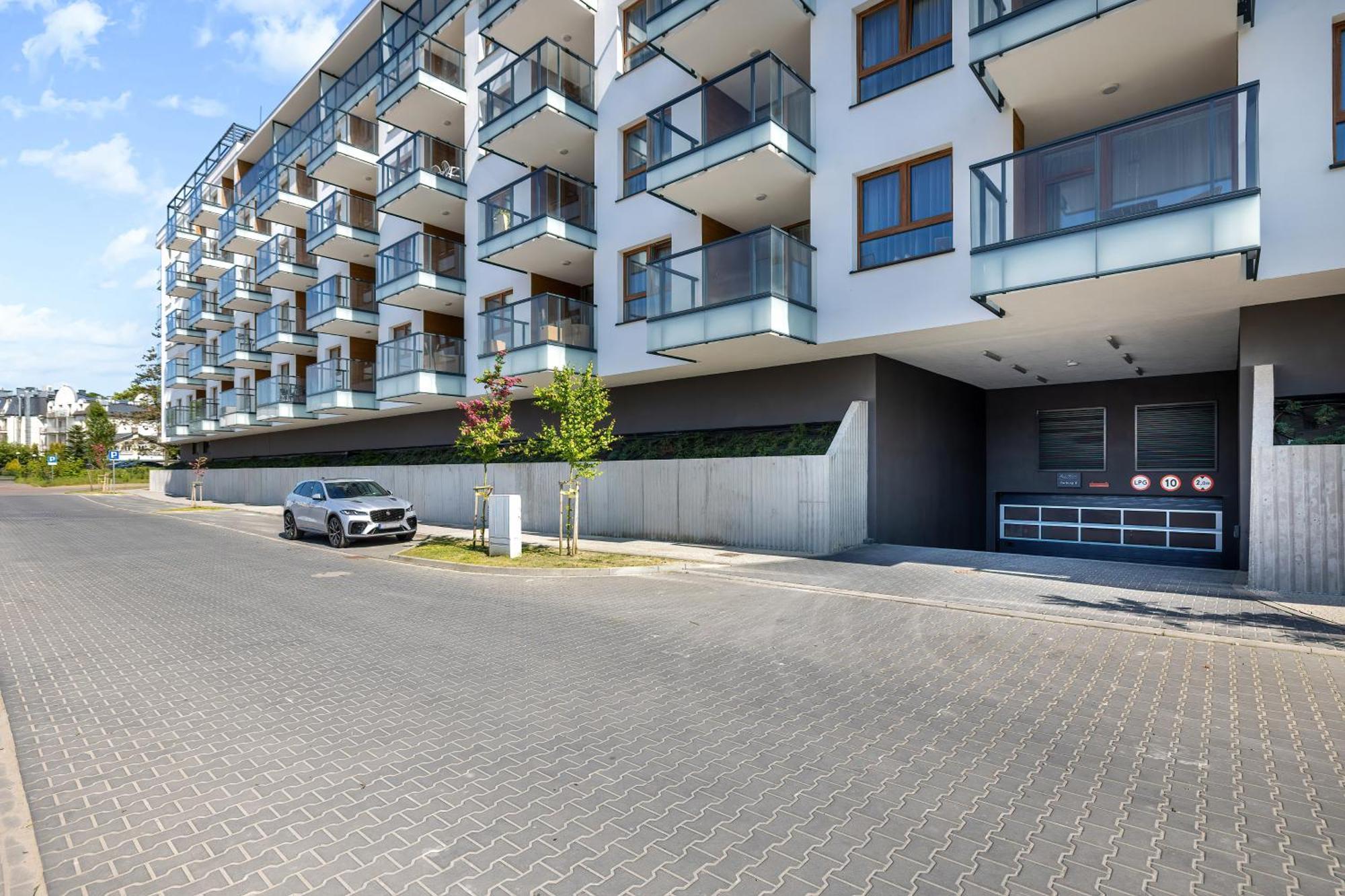 Sun & Beach Apartments Bel Mare With Parking By Noclegi Renters Miedzyzdroje Dış mekan fotoğraf
